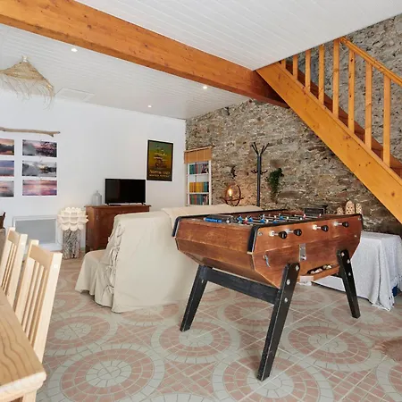 Holiday home Le Nid Du Lac, Maison Cosy Et Calme Avec Babyfoot *